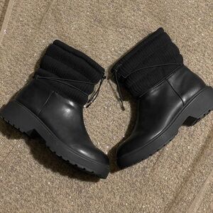 JustFab Black Winter Ankle Boots